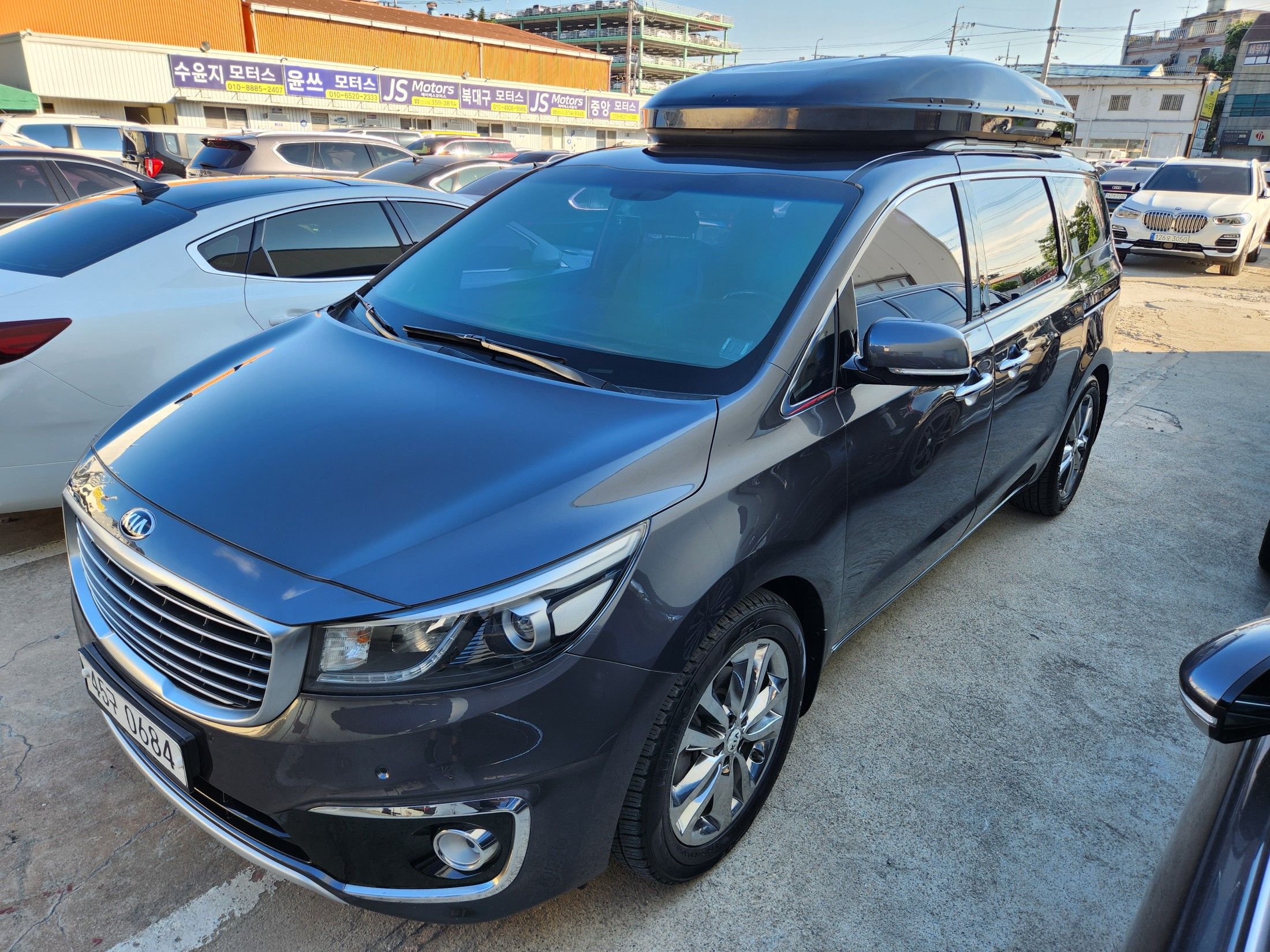 KIA CARNIVAL 2016