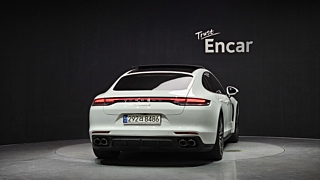 PORSCHE PANAMERA 971 2021