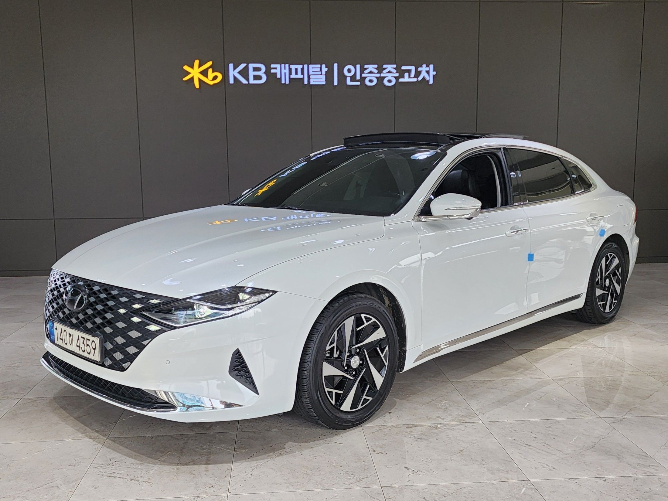 HYUNDAI GRANDEUR IG HYBRID 2022