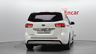 KIA CARNIVAL 2018