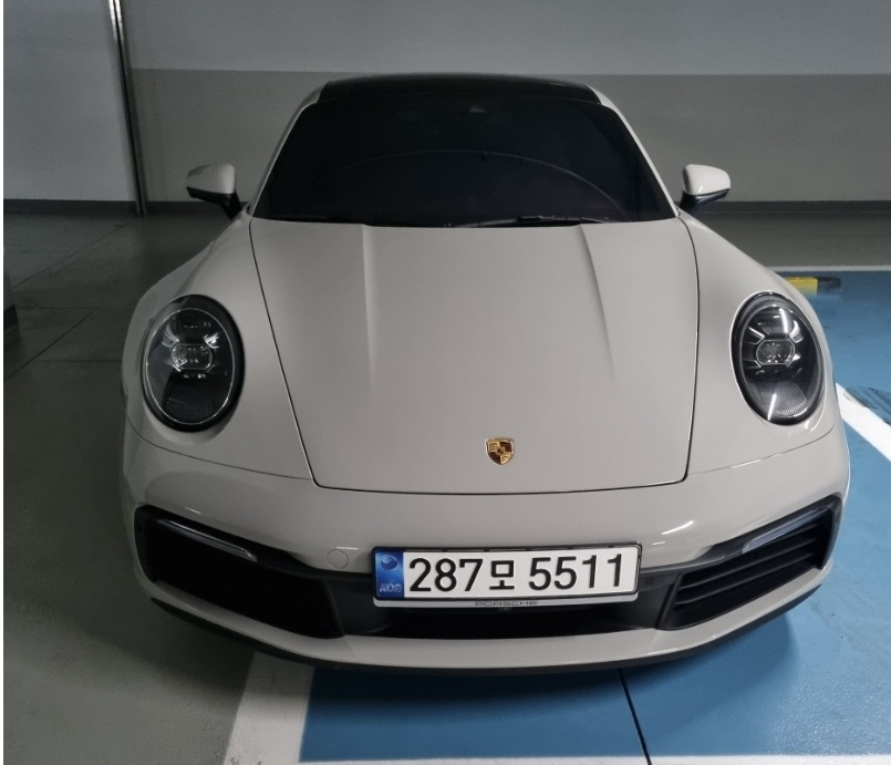 PORSCHE 911 992