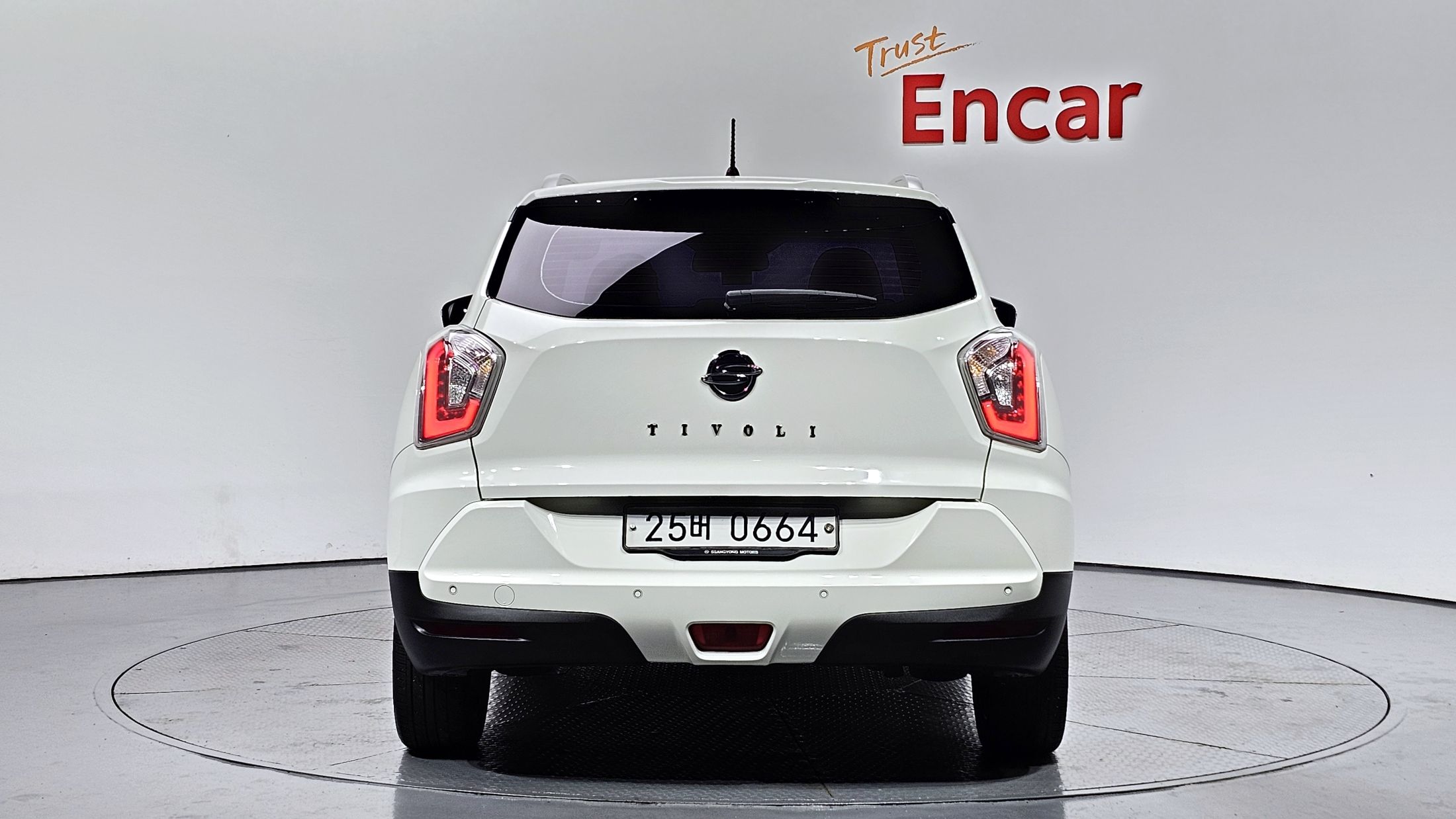 SSANGYONG TIVOLI 2016