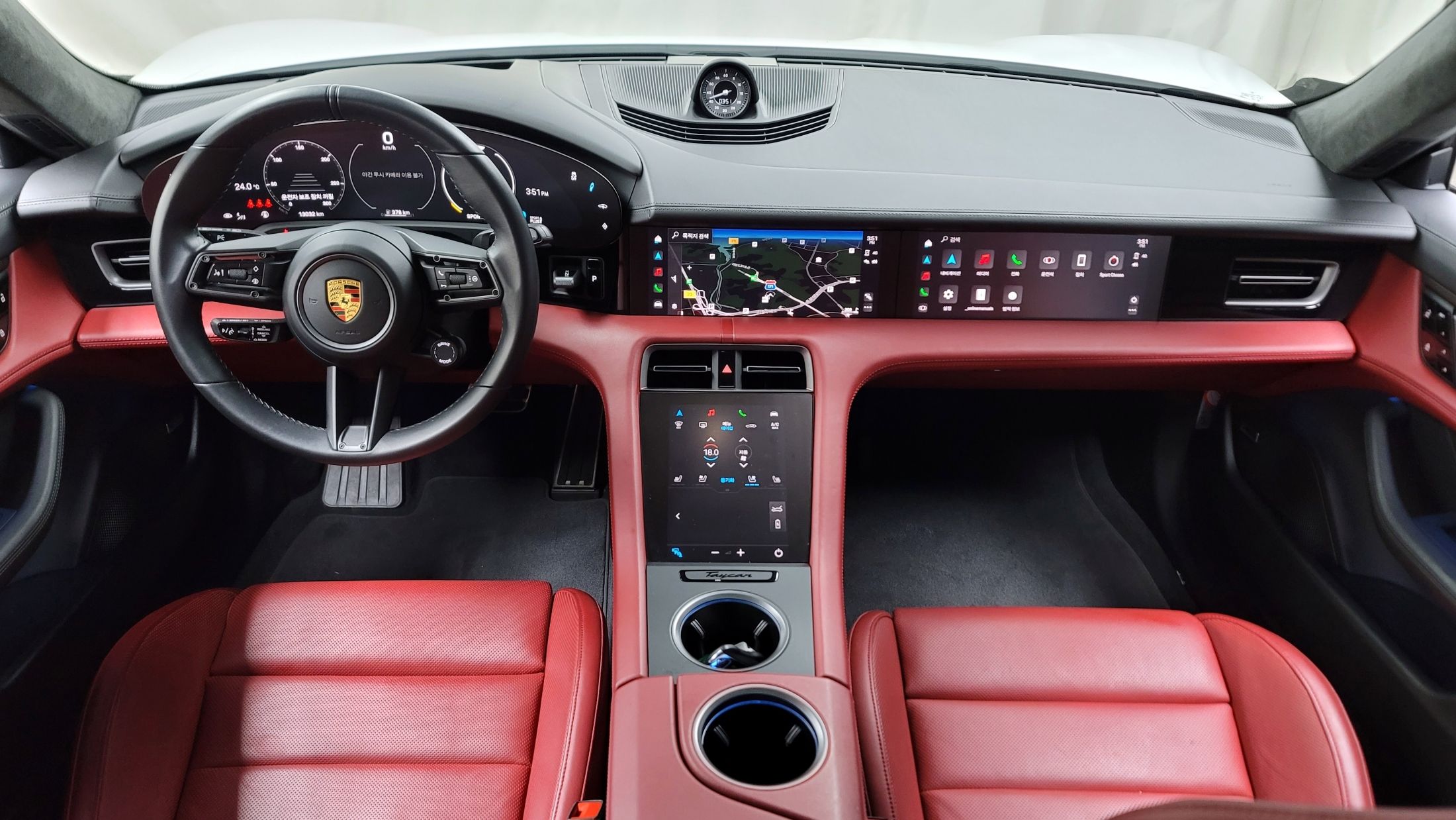 PORSCHE TAYCAN 2021