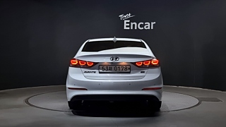 HYUNDAI AVANTE AD 2016