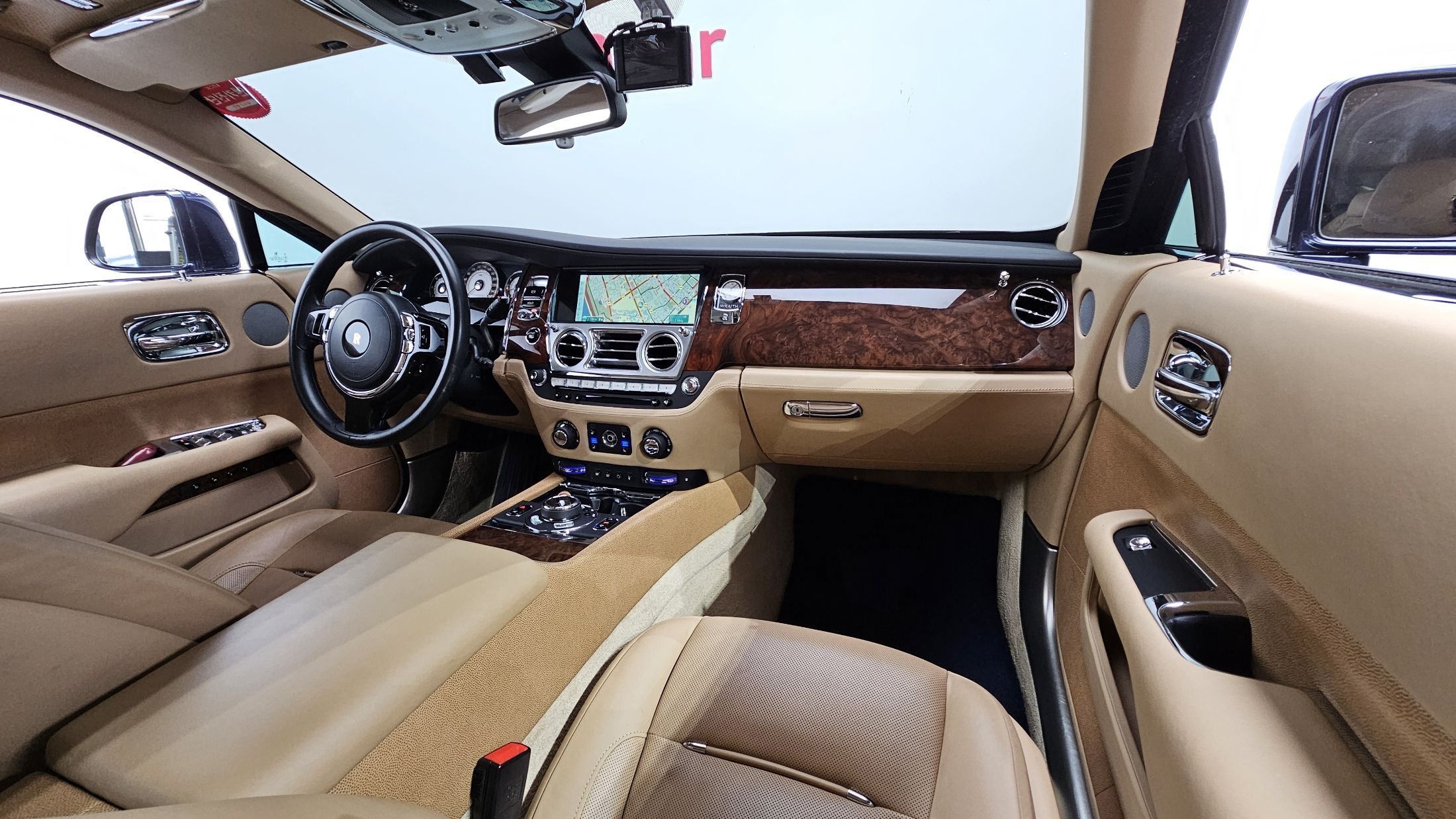 ROLLS ROYCE WRAITH 2015