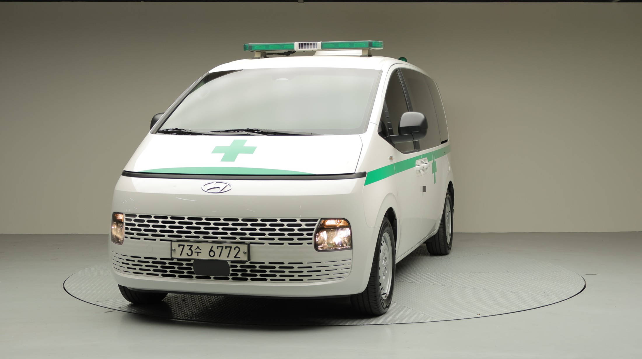 HYUNDAI STARIA 2022
