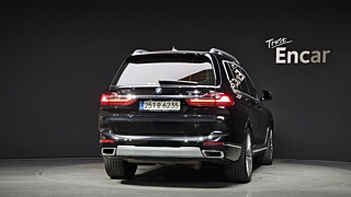 BMW X7 G07 2021