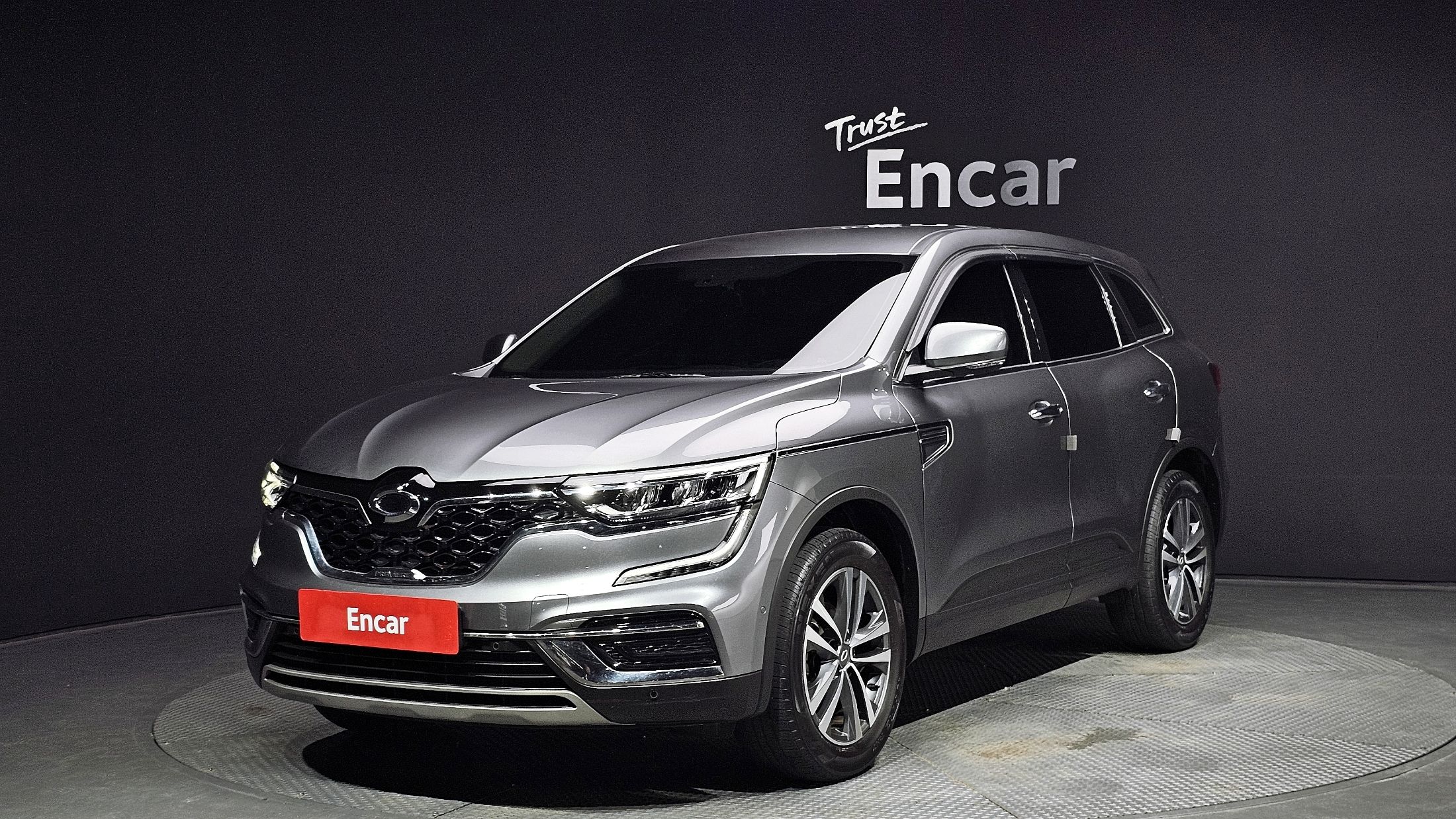 RENAULT SAMSUNG QM6