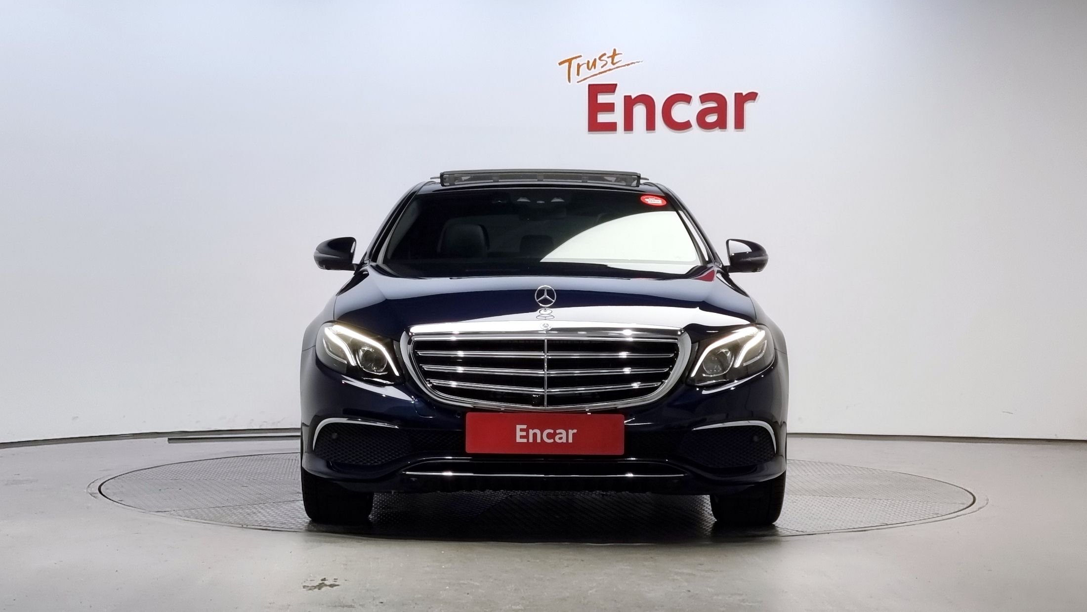 MERCEDES BENZ E-CLASS W213 2019