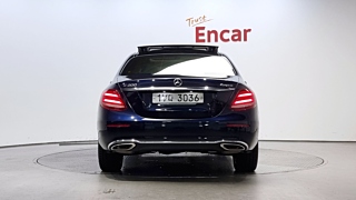 MERCEDES BENZ E-CLASS W213 2019