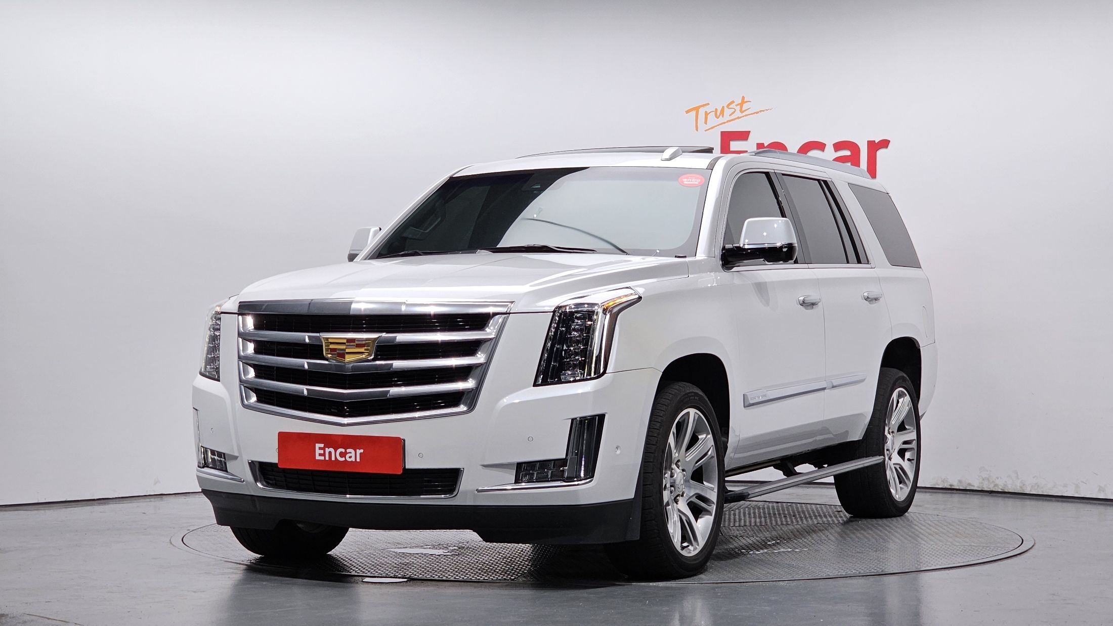 CADILLAC ESCALADE 2018