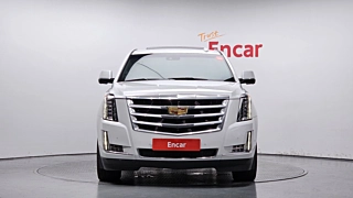 CADILLAC ESCALADE 2018