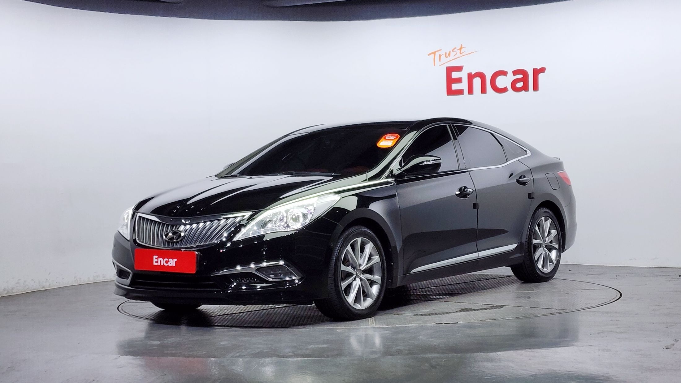 HYUNDAI GRANDEUR HG 2016