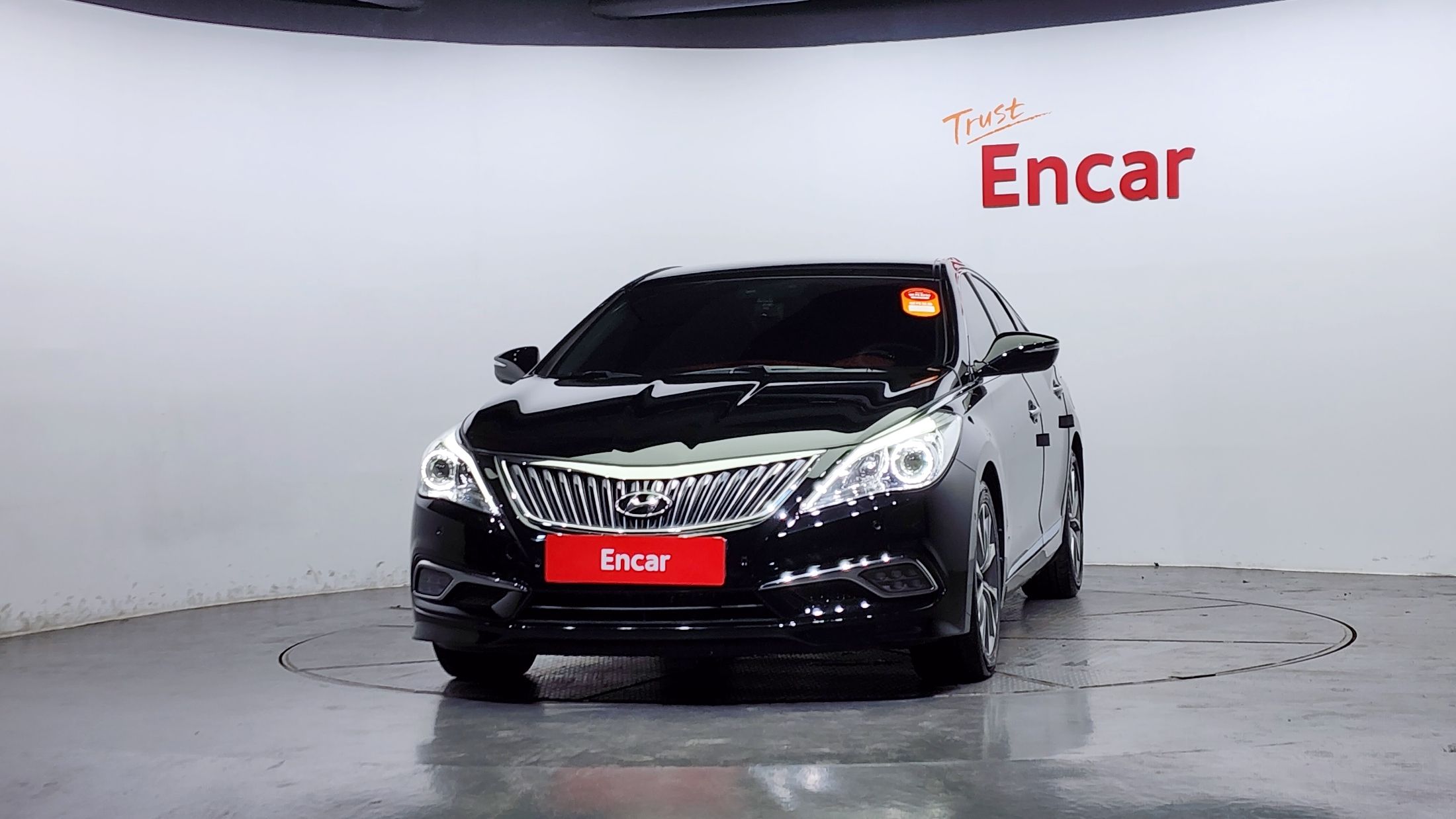 HYUNDAI GRANDEUR HG 2016
