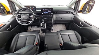 HYUNDAI STARIA 2023