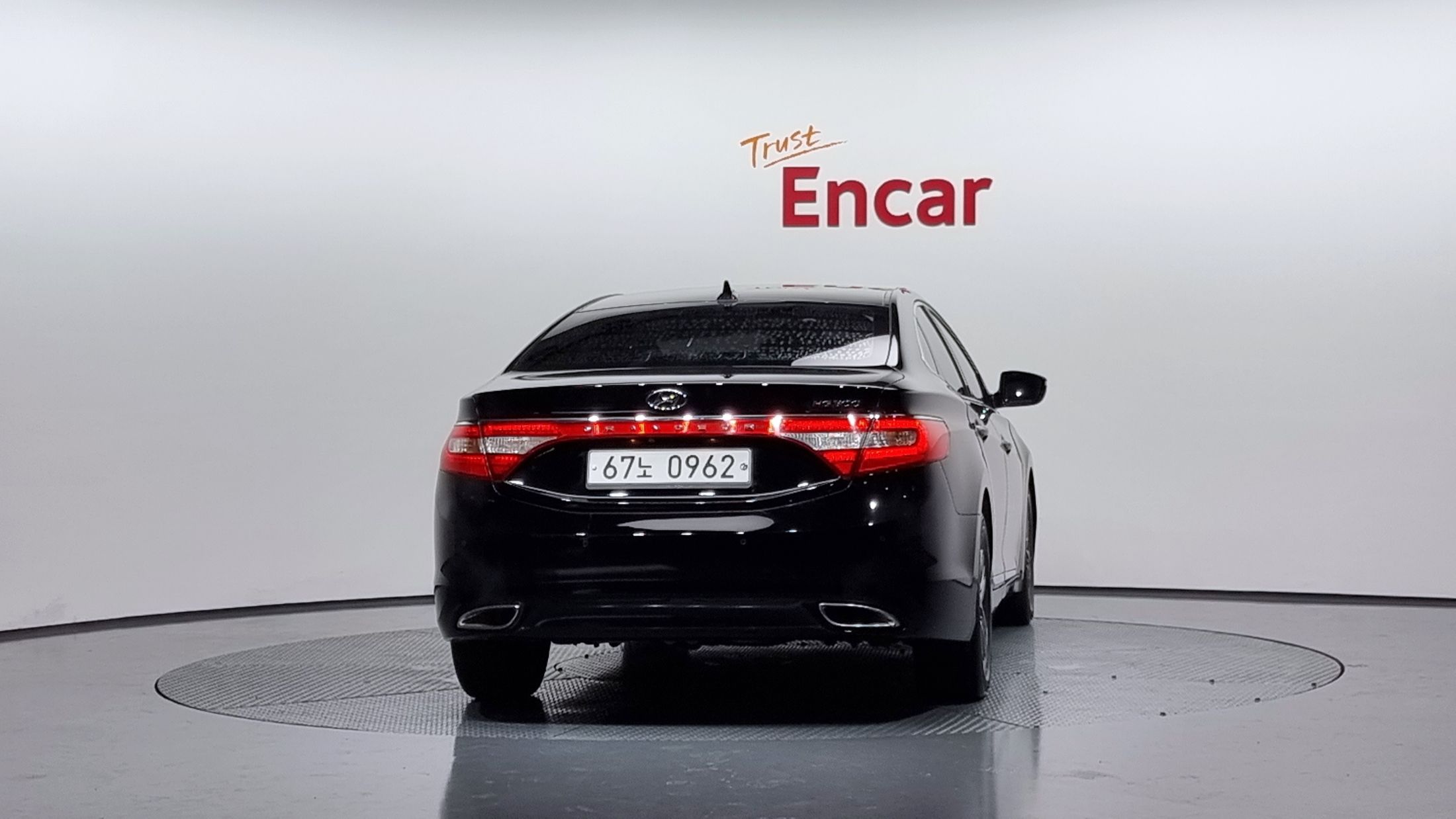 HYUNDAI GRANDEUR HG 2013