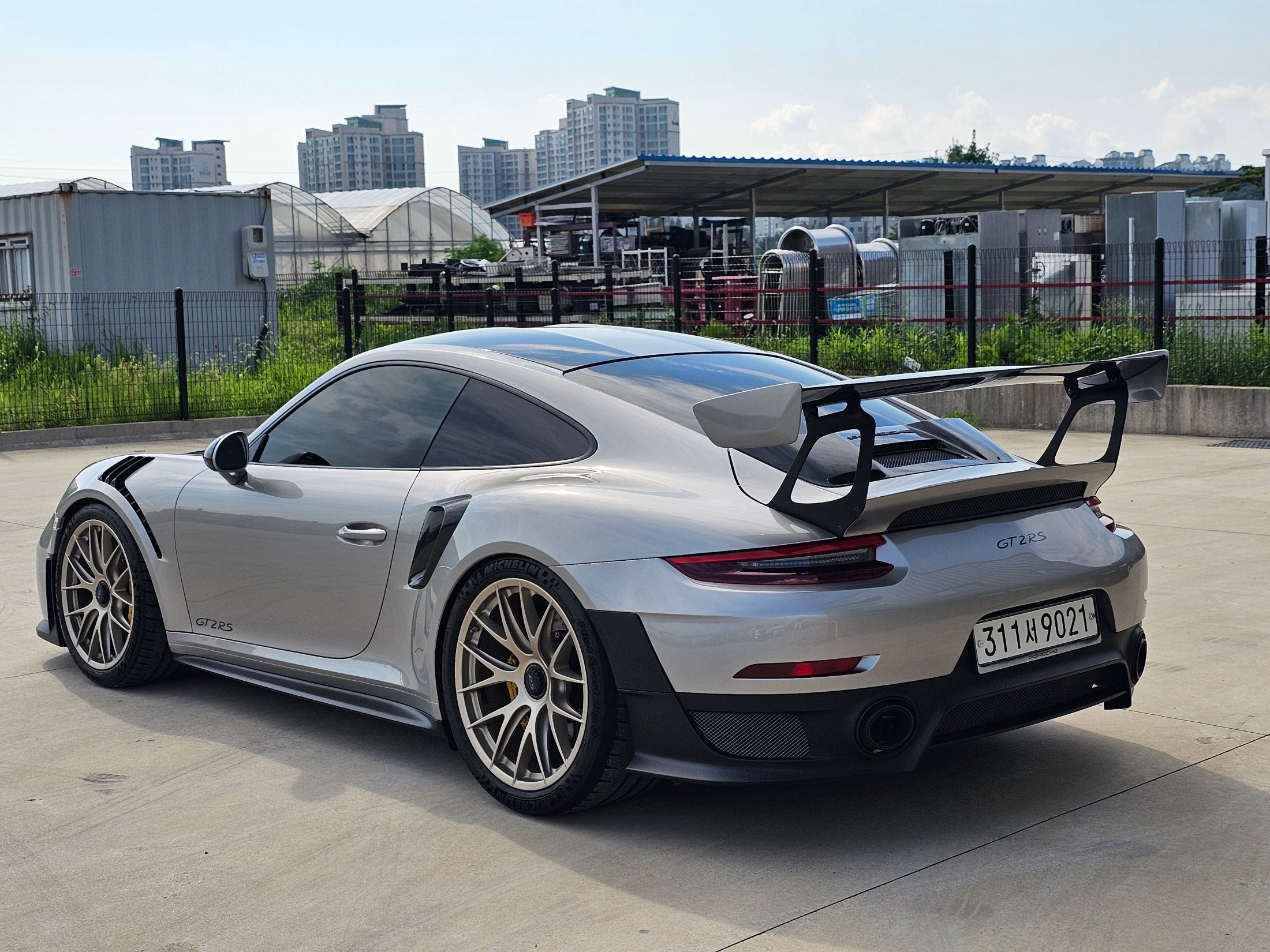 PORSCHE 911 2018