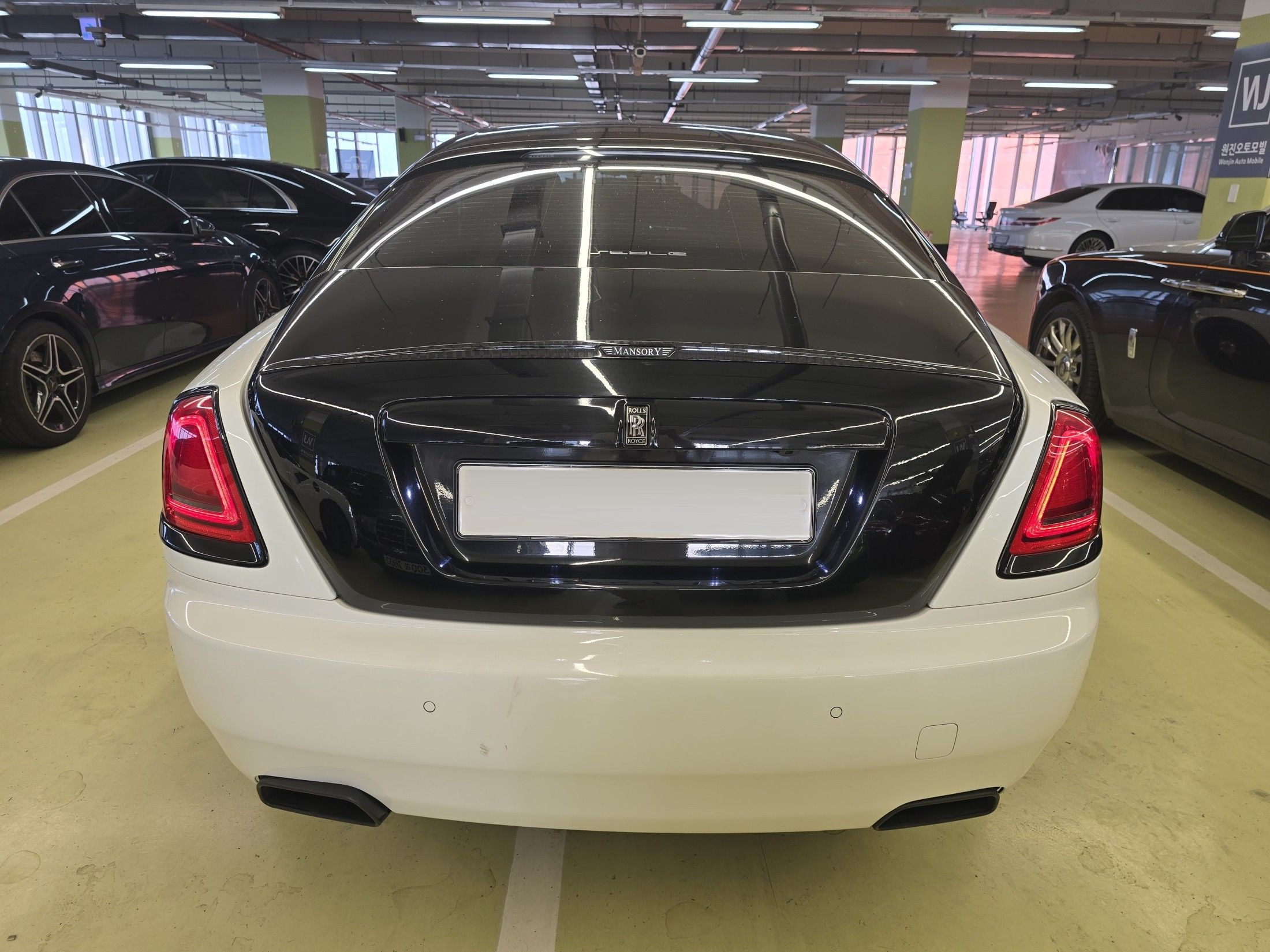 ROLLS ROYCE WRAITH 2015