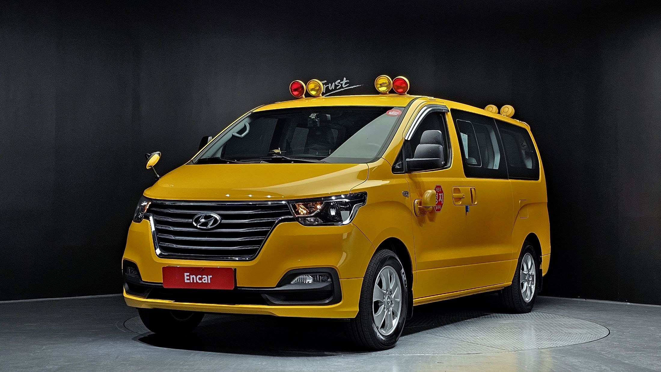 HYUNDAI STAREX GRAND