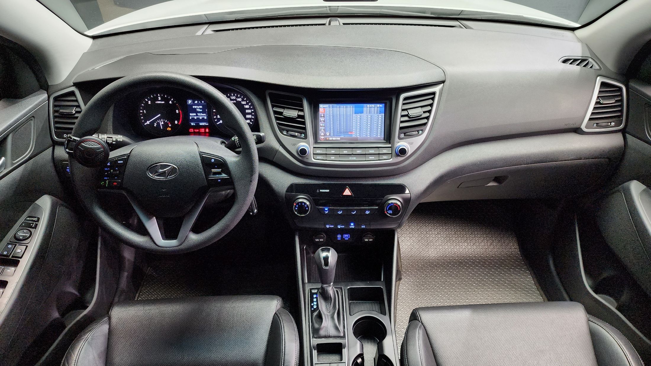 HYUNDAI TUCSON 2015