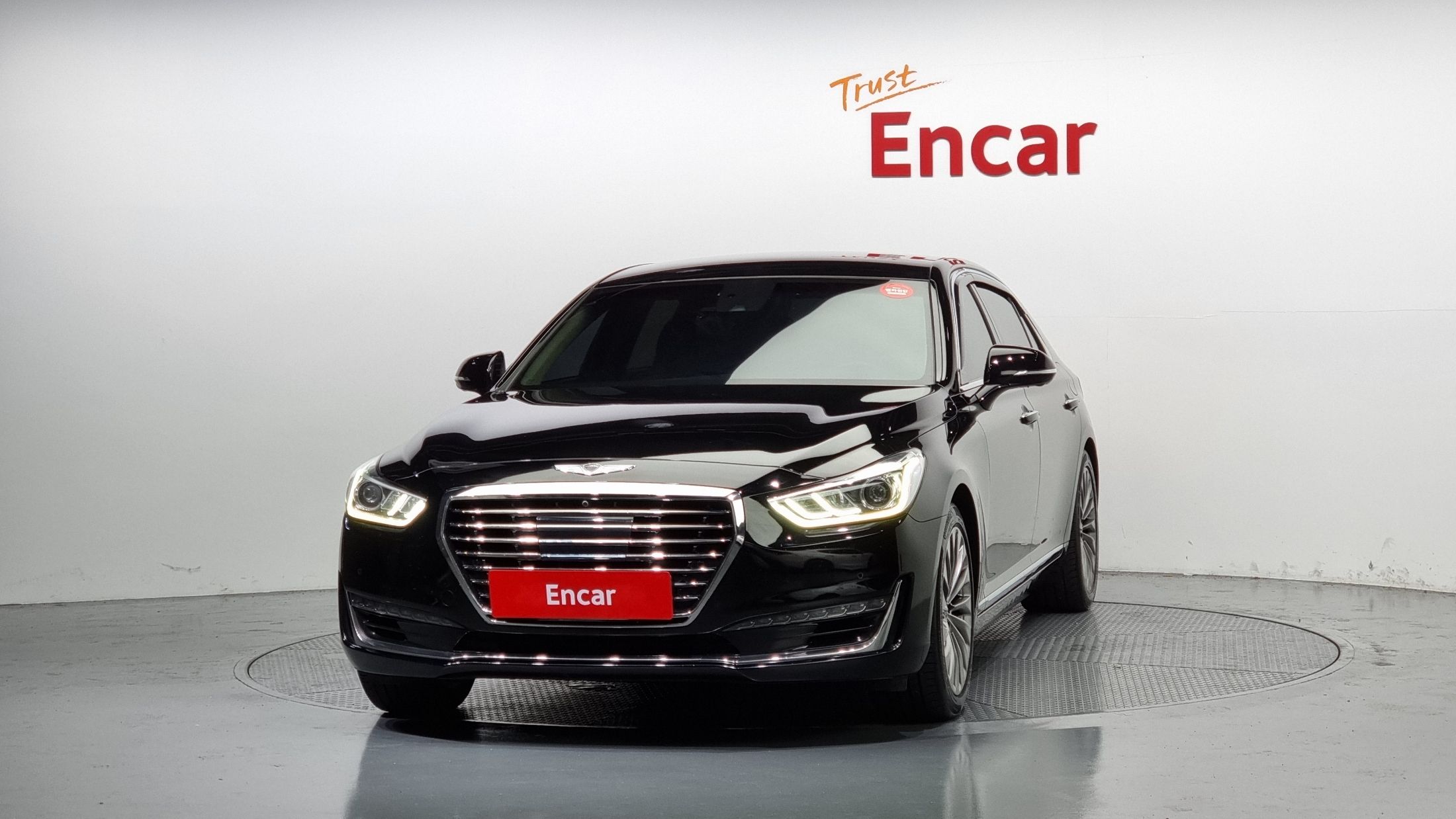 GENESIS EQ900 2016