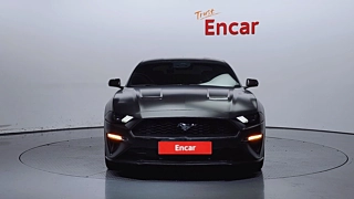FORD MUSTANG 2020