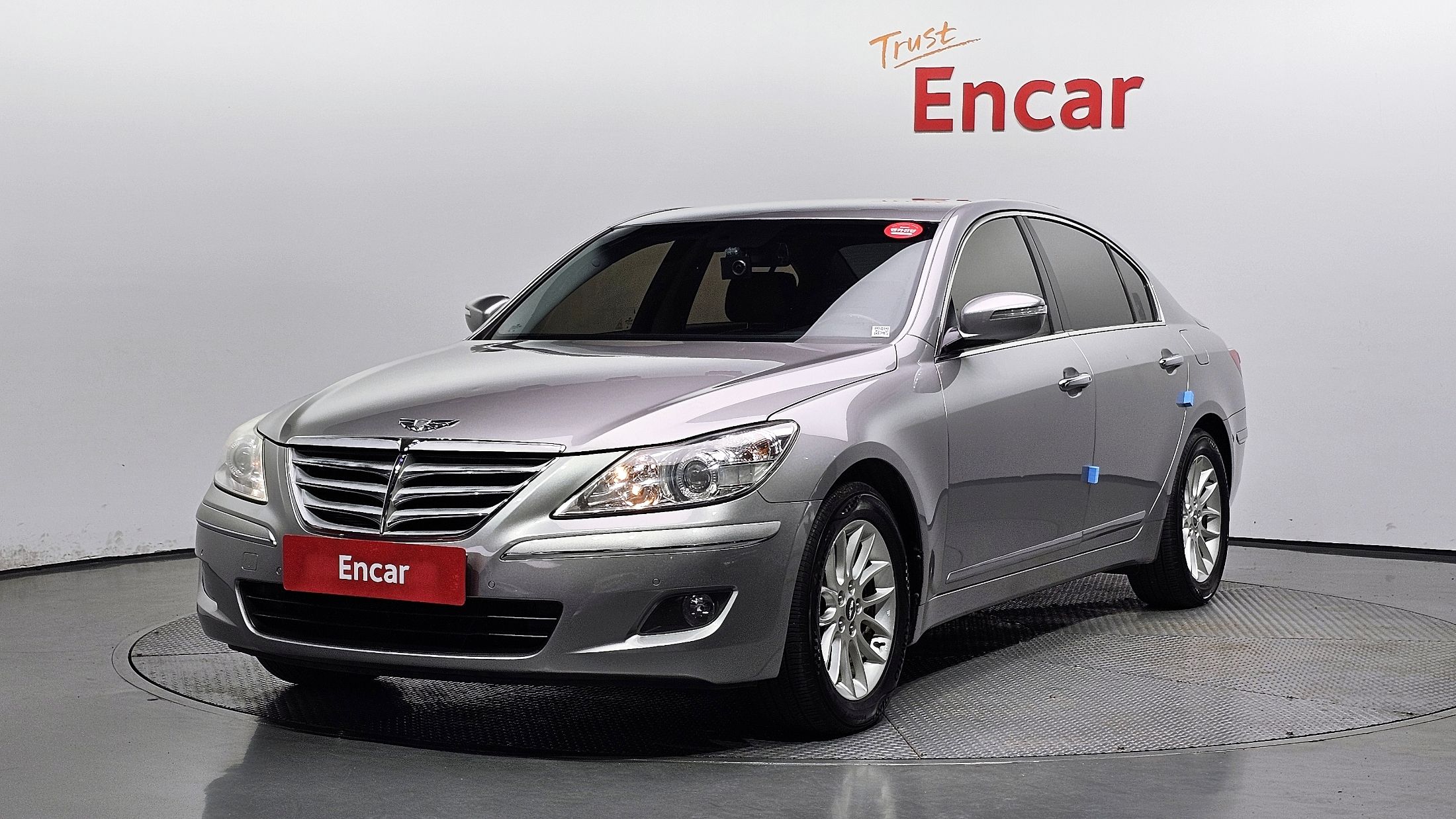 HYUNDAI GENESIS 2011