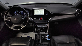 HYUNDAI GRANDEUR IG HYBRID 2017