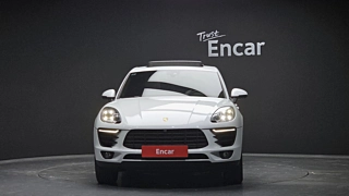 PORSCHE MACAN 2018