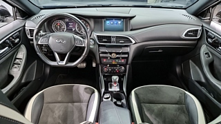 INFINITI Q30 2019