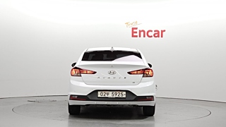 HYUNDAI AVANTE AD 2019