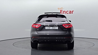 MASERATI LEVANTE 2018