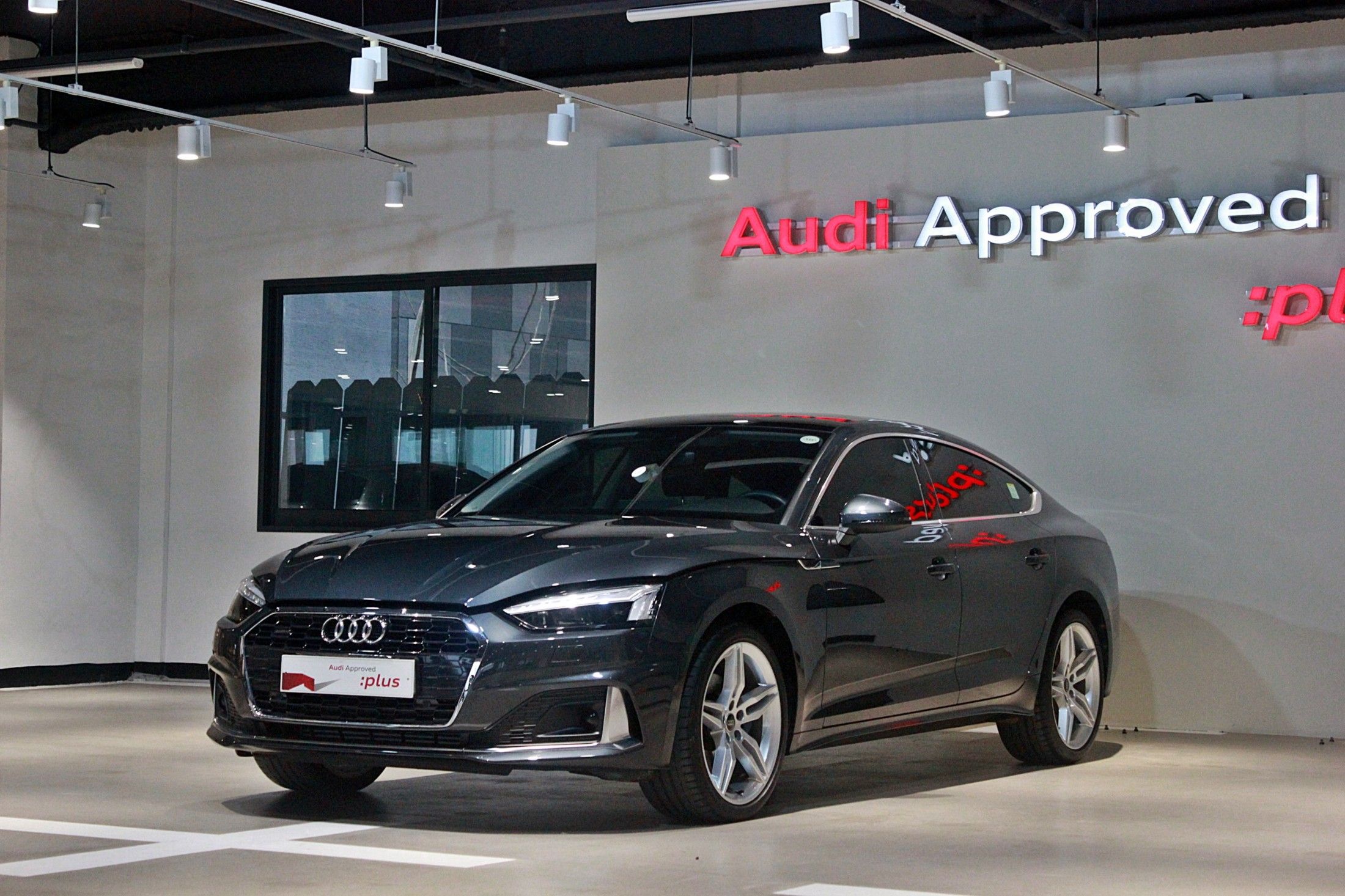 AUDI A5 F5