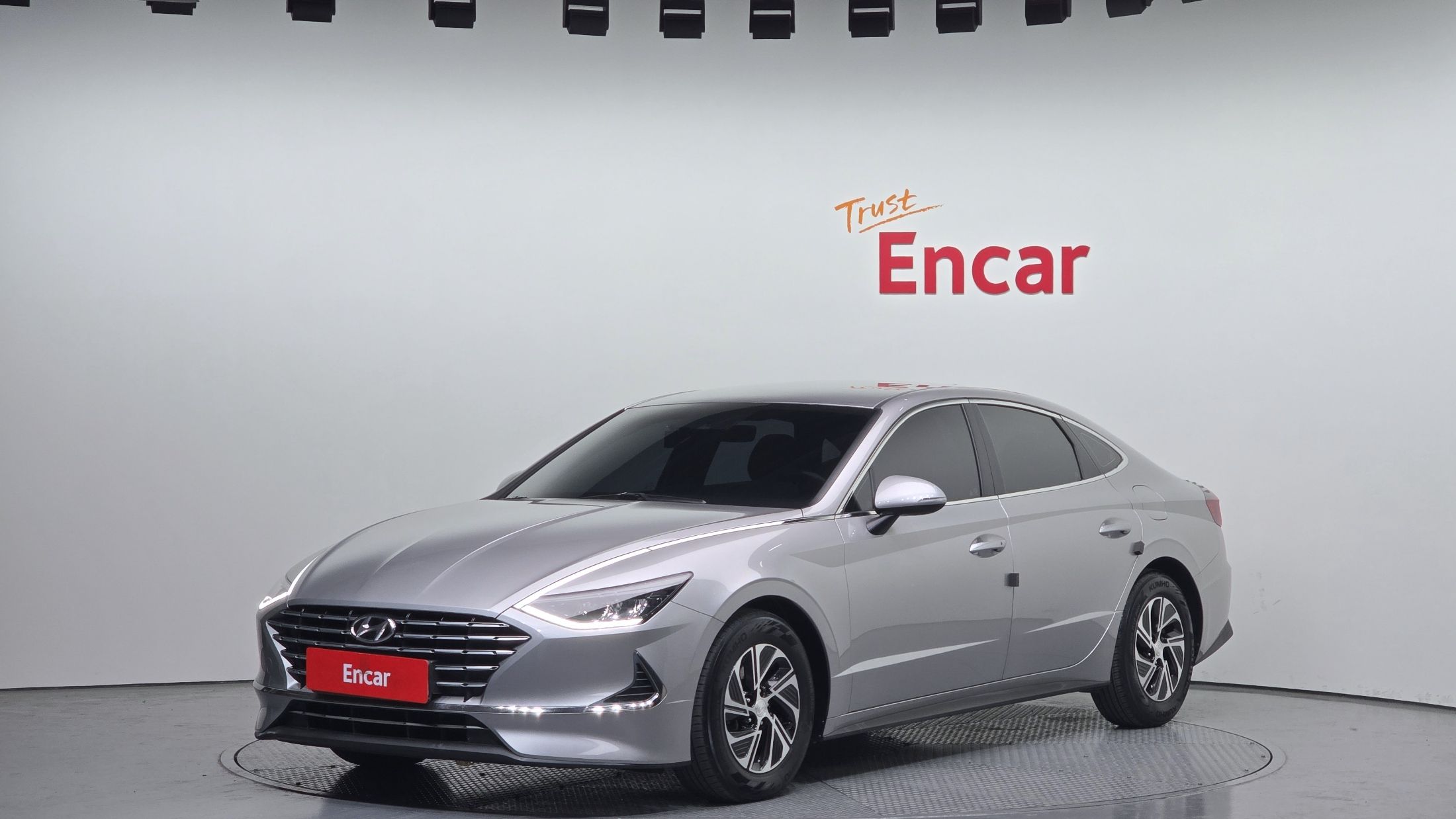 HYUNDAI SONATA HYBRID DN8