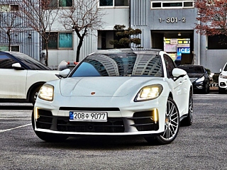 porsche panamera-972