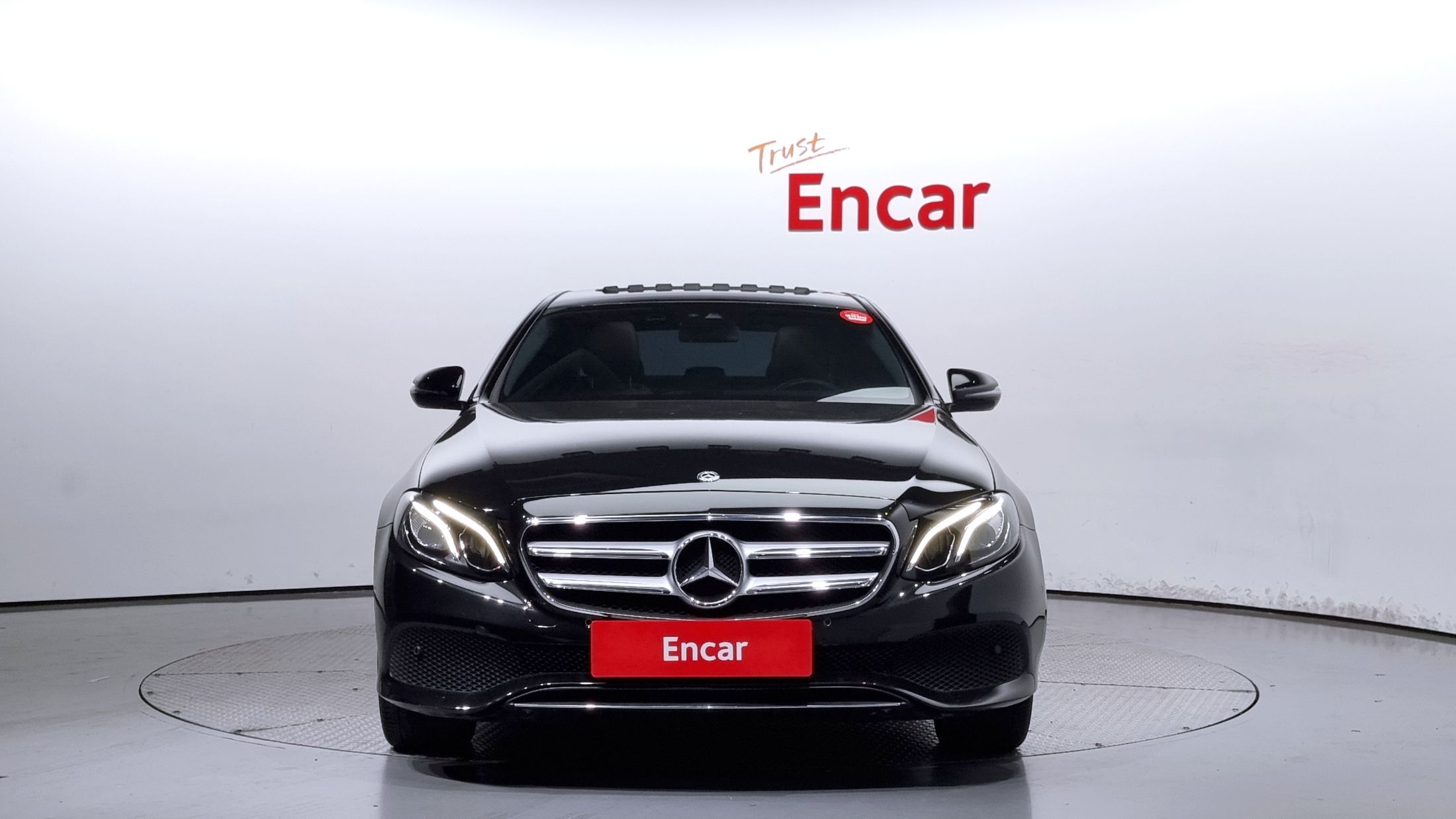 MERCEDES BENZ E-CLASS W213 2018