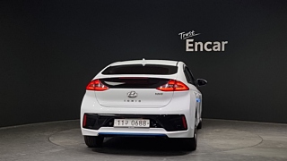 HYUNDAI IONIQ HYBRID 2016