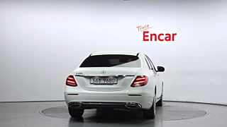 MERCEDES BENZ E-CLASS W213 2018