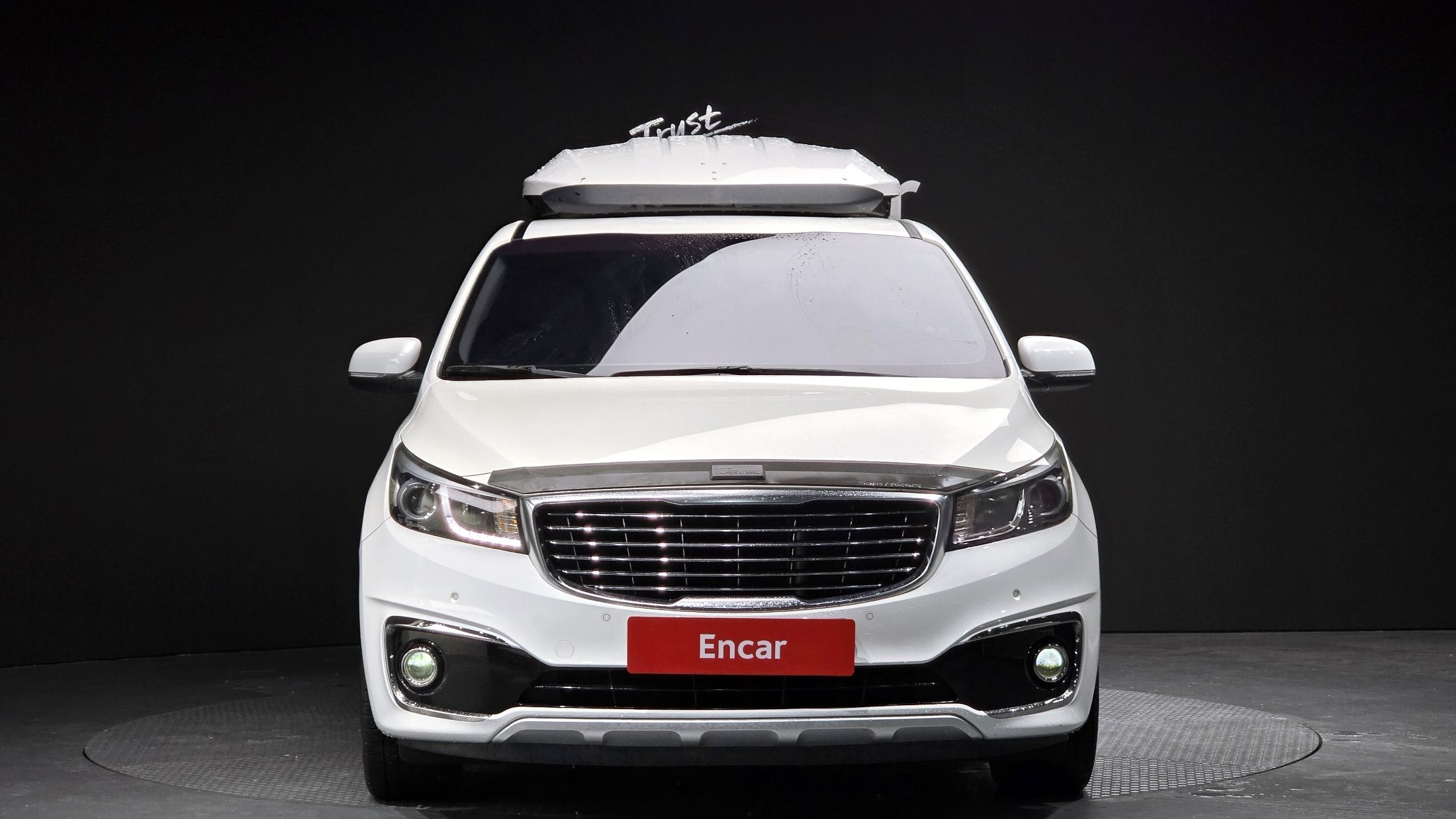 KIA CARNIVAL 2015