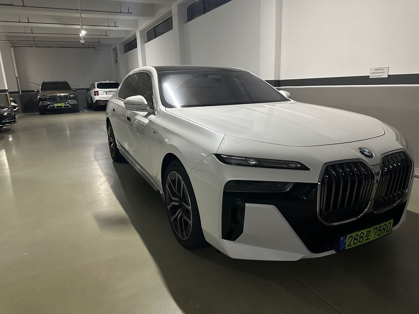 BMW 7-SERIES G70 2024