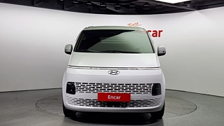 HYUNDAI STARIA 2024