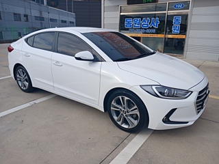 HYUNDAI AVANTE AD 2016