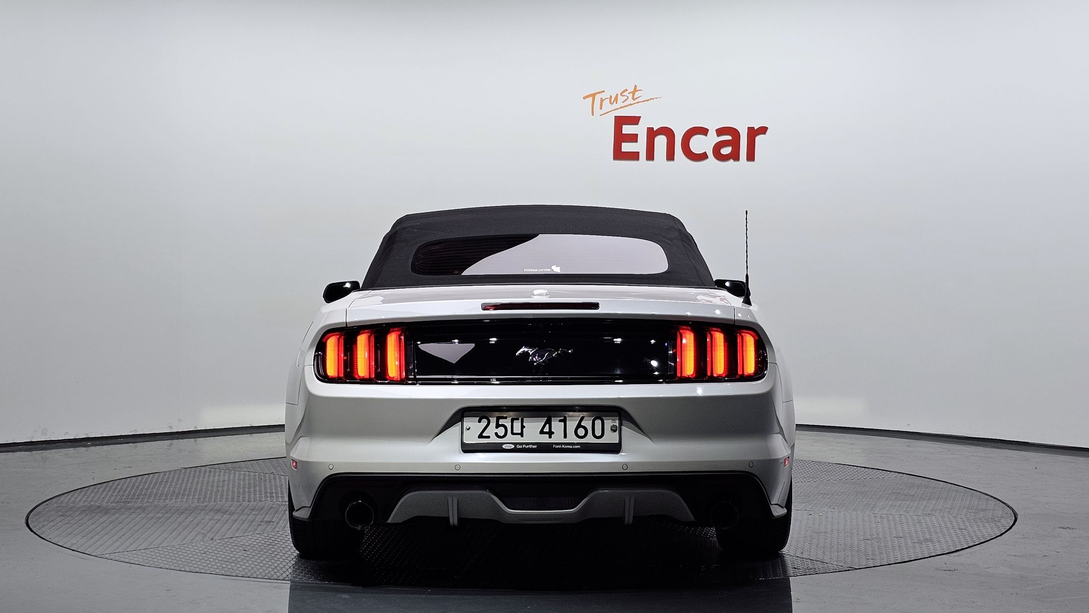 FORD MUSTANG 2017