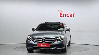 MERCEDES BENZ E-CLASS W213 2019