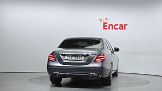 MERCEDES BENZ E-CLASS W213 2019
