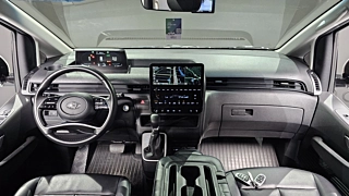 HYUNDAI STARIA  Tourer 11 Seater 2022