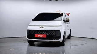 HYUNDAI STARIA 2024
