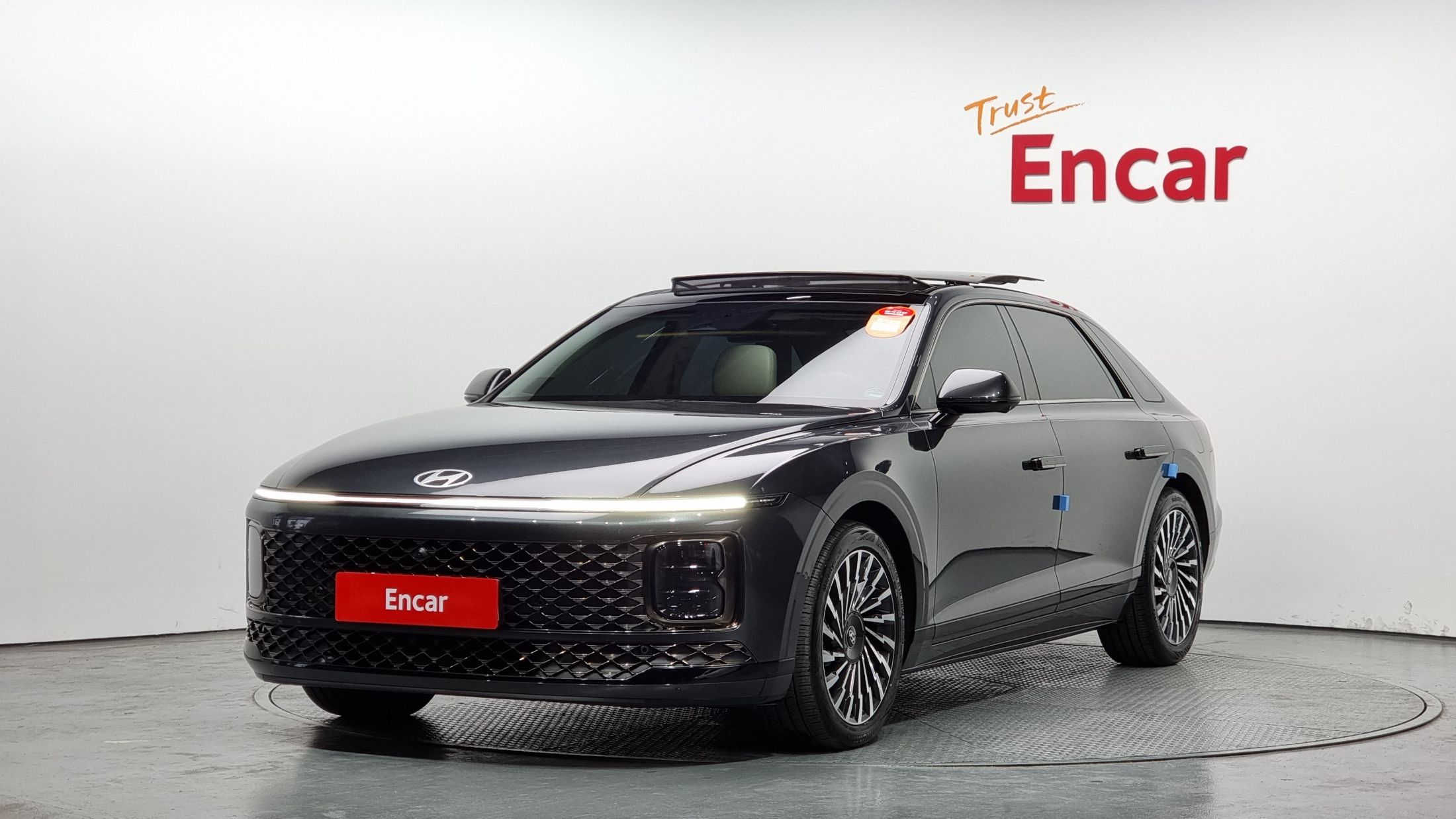 HYUNDAI GRANDEUR HYBRID GN7 2023