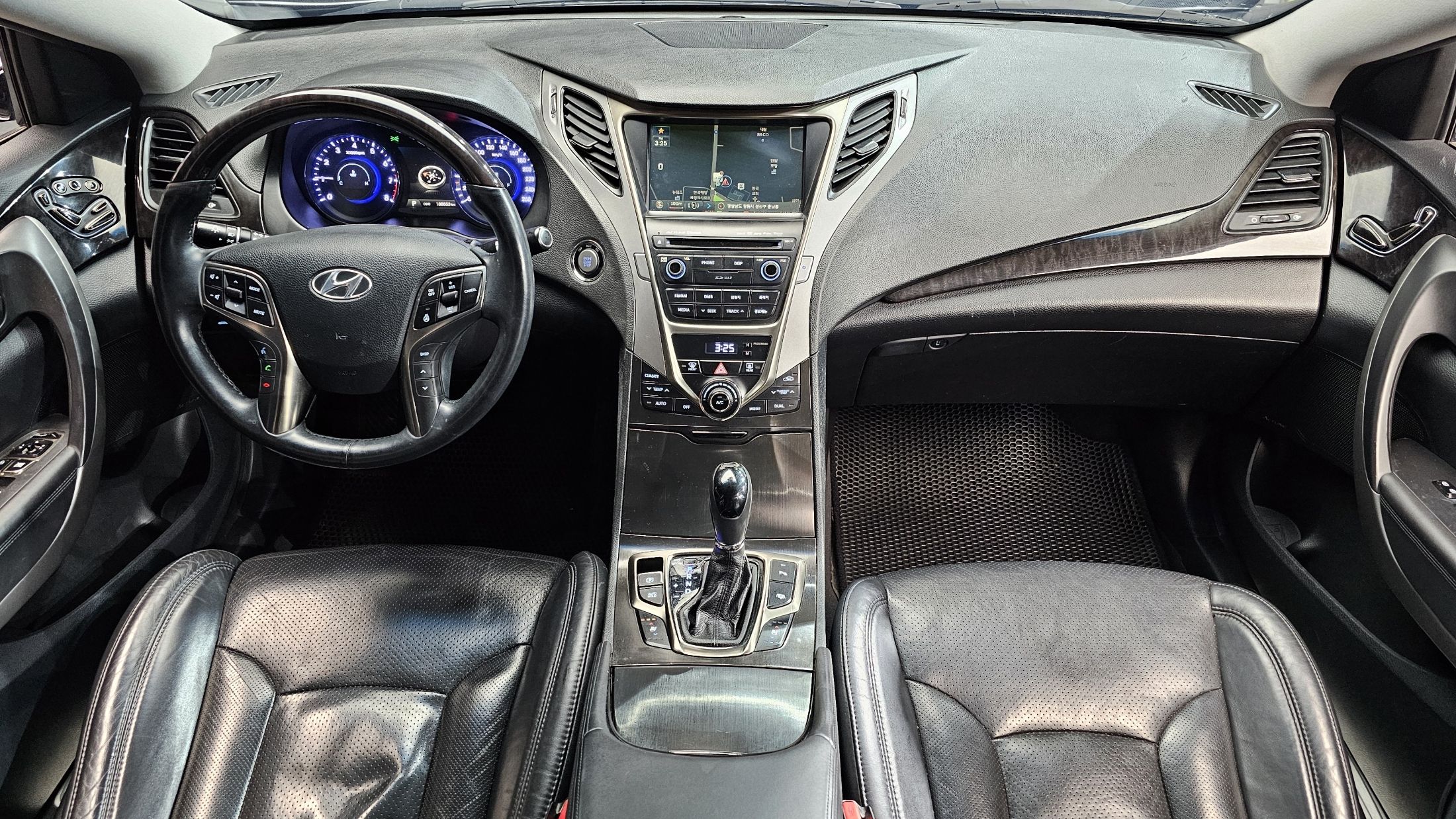 HYUNDAI GRANDEUR HG