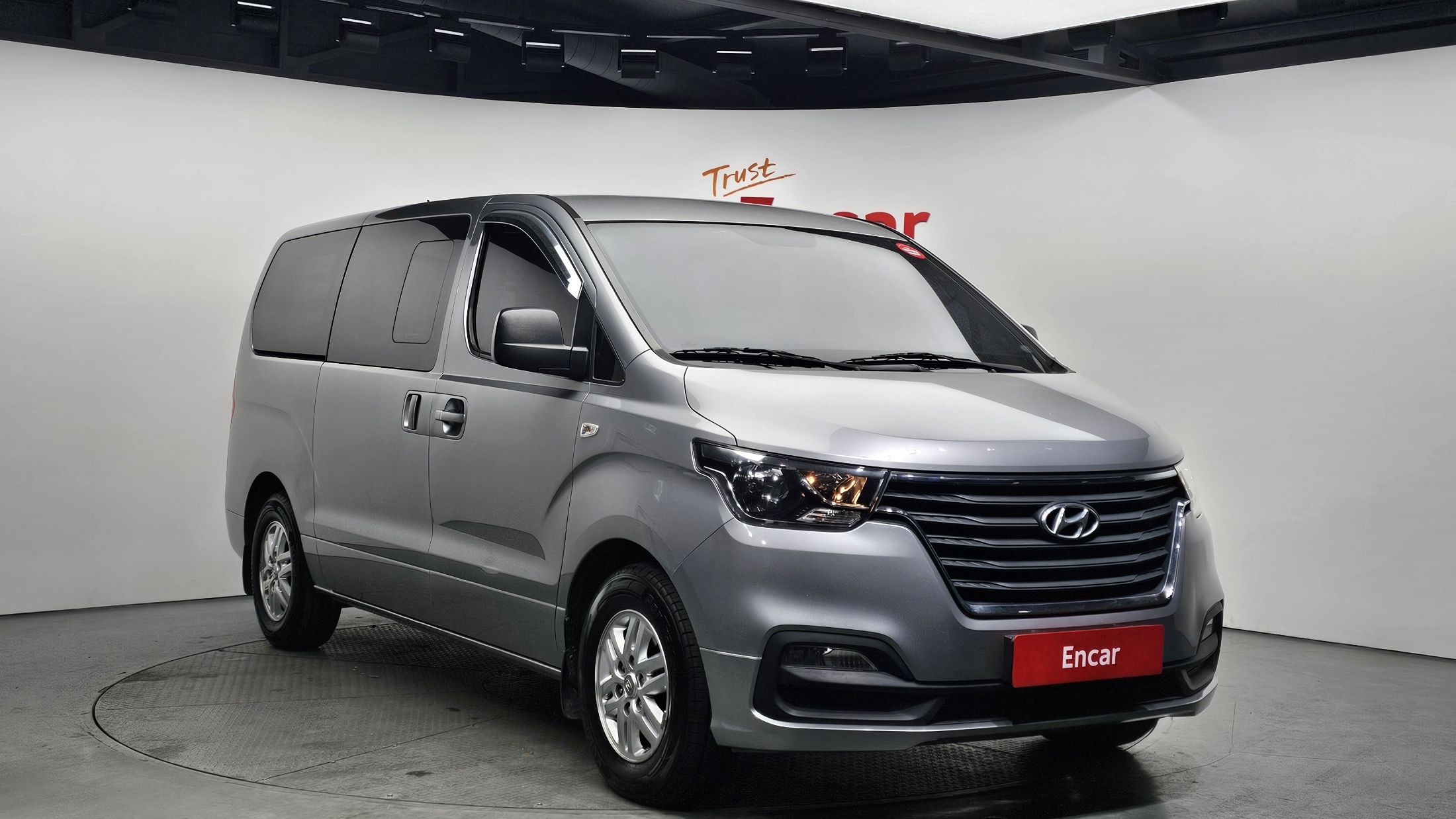 HYUNDAI STAREX GRAND